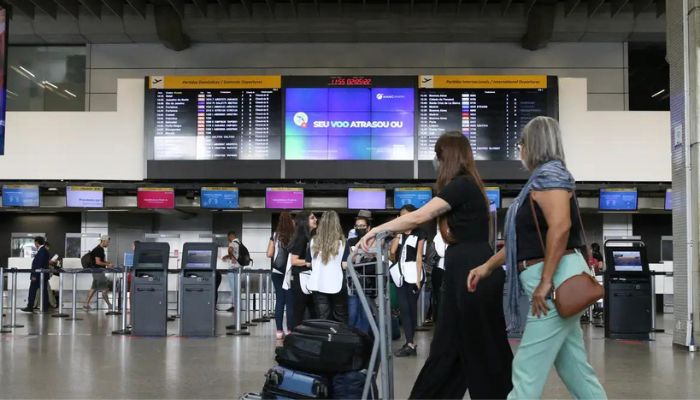  Programa Voa Brasil vende 10 mil passagens a R$ 200 em dois meses 